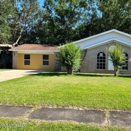 Rent this 3 bed house on Hermosa Drive in Gulf Hills, Jackson County