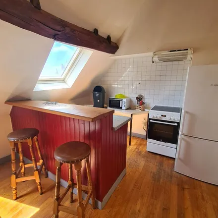 Rent this 2 bed apartment on 3 Promenade Saint-Yves in 35500 Vitré, France