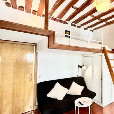 Rent this studio apartment on Madrid in Kiosco Tabacalera 292, Calle de los Reyes