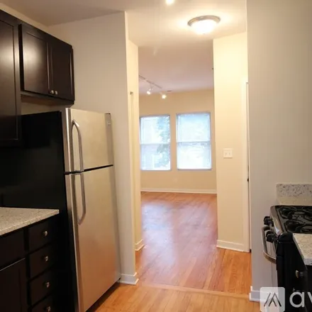 Rent this 2 bed apartment on 6973 N Greenview Ave