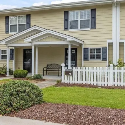 Buy this 2 bed townhouse on 1366 Ann Street in Beaufort, NC 28516