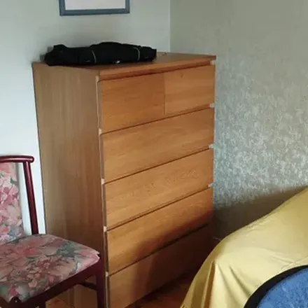 Rent this 1 bed apartment on Nyängsvägen in 146 45 Tullinge, Sweden