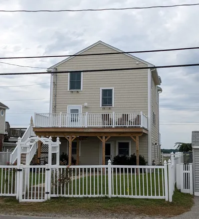 Rent this 3 bed house on 279 Portsmouth Avenue in Seabrook, Rockingham County