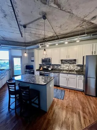 Image 6 - Skytech Lofts, 6 South Laflin Street, Chicago, IL 60688, USA - House for rent