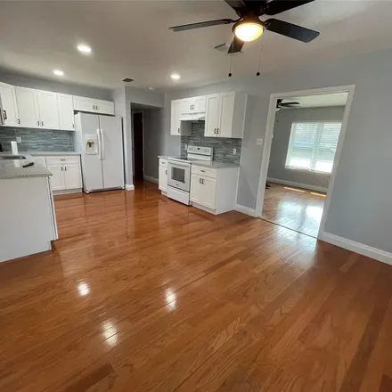 Rent this 4 bed apartment on 2904 Friendswood Drive in Arlington, TX 76013