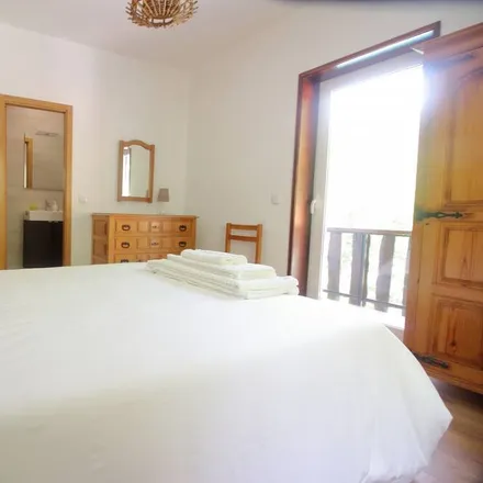 Rent this 4 bed house on 4845-076 Distrito de Beja