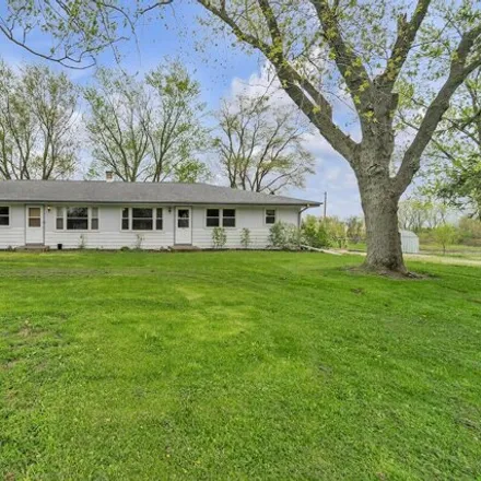 Image 1 - Seven and Three Eighths Mile Road, Village of Raymond, WI, USA - House for sale