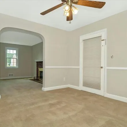 Image 8 - 212 Indian Spring Drive, Silver Spring, MD 20901, USA - House for sale