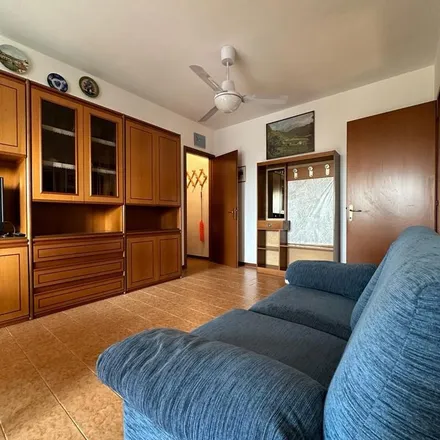 Rent this 2 bed apartment on Via Popoli Uniti in 20090 Cologno Monzese MI, Italy