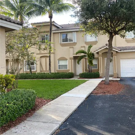 Rent this 3 bed condo on 2253 Southeast 25th Avenue in Homestead, FL 33035
