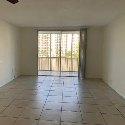 Image 3 - 2999 Point East Drive, Aventura, FL 33160, USA - Condo for rent