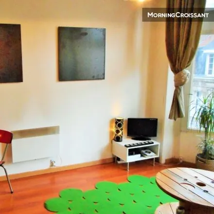 Image 2 - Lille, HDF, FR - Apartment for rent
