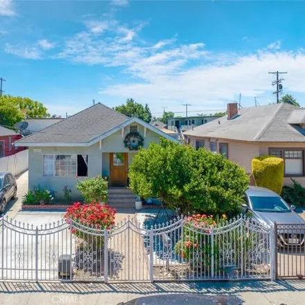 Buy this 5 bed house on 1622 East 46th Street in Los Angeles, CA 90011