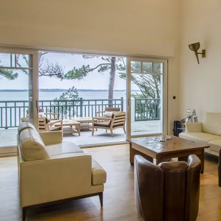 Rent this 7 bed house on 33120 Arcachon