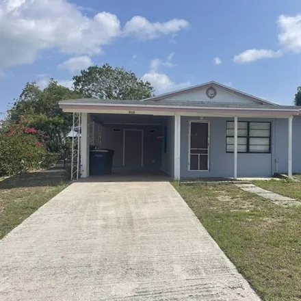 Buy this 2 bed house on 844 Avenue M in Fort Pierce, FL 34950