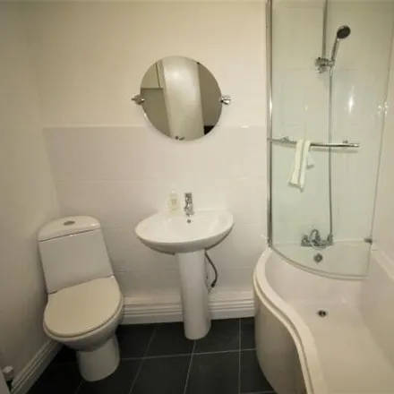 Image 9 - Carlton Crescent, Sunderland, SR3 3QA, United Kingdom - Room for rent