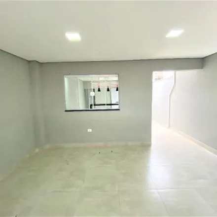 Buy this 3 bed house on Rua do Chá in Jardim São Fernando, Santa Bárbara d'Oeste - SP