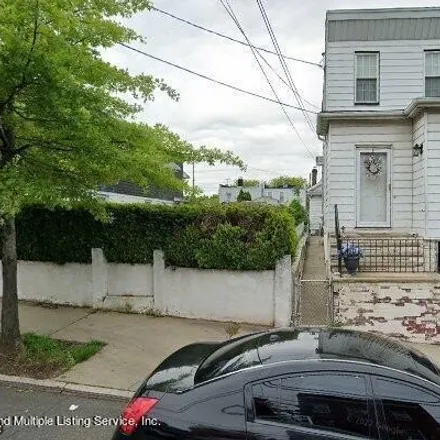 Buy this 3 bed house on 291 Clifton Avenue in New York, NY 10305