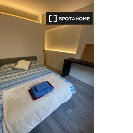 Rent this 5 bed room on Madrid in Avenida de Brasil, 28020 Madrid