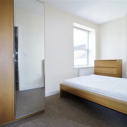 Rent this 2 bed apartment on Lowther Road in Richmond Road, Cardiff