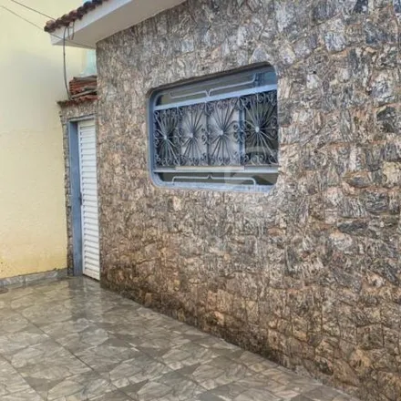 Buy this 2 bed house on Rua Fidelcino dos Santos Leite in Residencial Ana Célia, São José do Rio Preto - SP