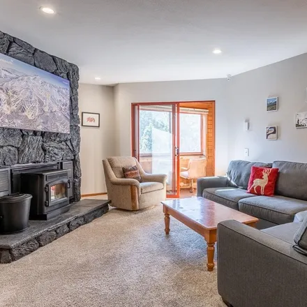Image 2 - 865 Majestic Pines Drive, Mammoth Lakes, CA 93546, USA - Condo for sale