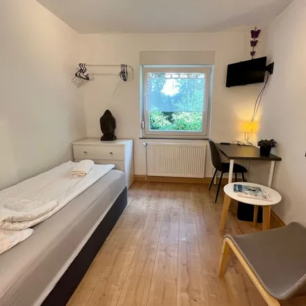 Rent this 1 bed apartment on Simmerner Straße 4 in 56075 Koblenz, Germany