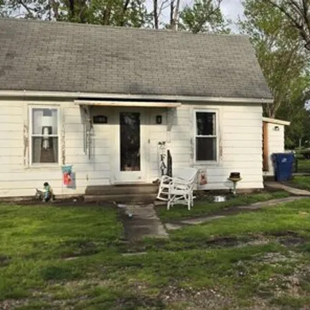 Buy this 2 bed house on 271 South 5th Street in La Harpe, Hancock County