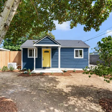 Buy this 2 bed house on 8114 Southeast 63rd Avenue in Portland, OR 97206