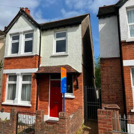 Rent this 2 bed house on 28 Mint Road in London, SM6 0TY