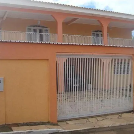 Buy this 5 bed house on SHVP - Rua 4 - Chácara 302 in Colônia Agrícola Samambaia, Vicente Pires - Federal District