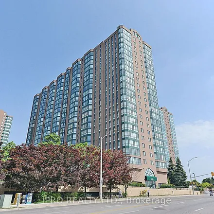Rent this 3 bed apartment on 125 Hillcrest Avenue in Mississauga, ON L5B 1N7
