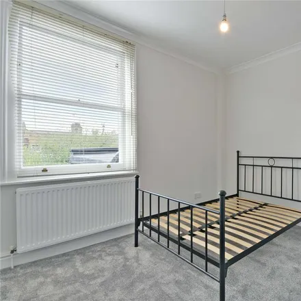 Image 8 - 27 Gascony Avenue, London, NW6 4TE, United Kingdom - Apartment for rent