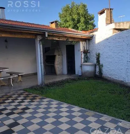 Buy this 3 bed house on Obispo Colombres 1339 in Adrogué, Argentina