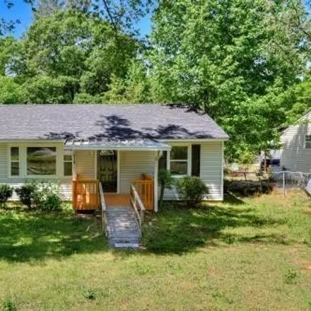 Buy this 3 bed house on 626 Carolina Springs Road in Schultz Hill, North Augusta