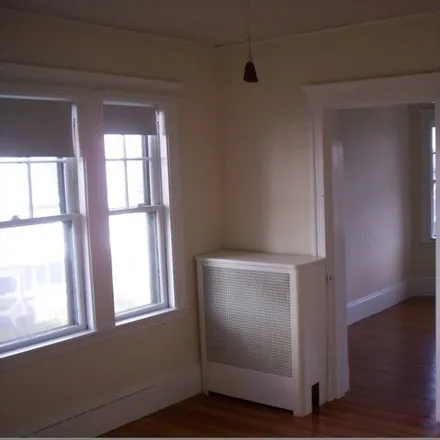 Image 4 - 344 Cornell Street, Boston, MA 02131, USA - Apartment for rent