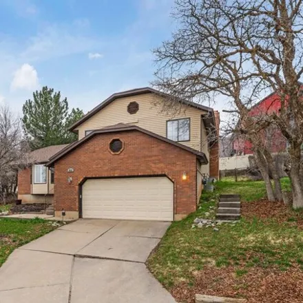Buy this 5 bed house on 8020 South 2575 East in South Weber, Davis County