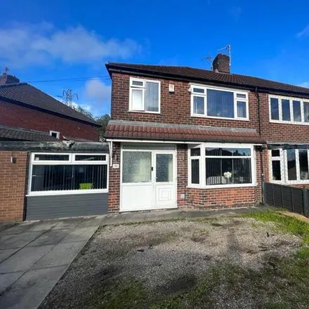 Buy this 3 bed duplex on Whitegate Road in Failsworth, OL9 9PW