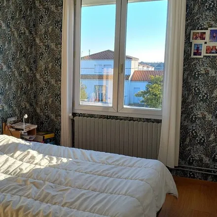 Rent this 5 bed house on Château-d'Olonne in 6 Avenue du Pas du Bois, 85180 Les Sables-d'Olonne