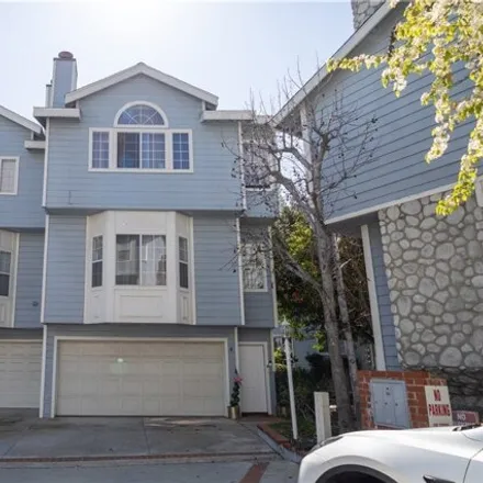 Buy this 3 bed townhouse on Foothill Boulevard in La Cañada Flintridge, CA 91020