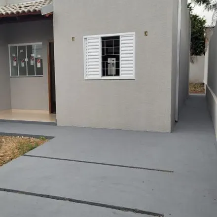 Buy this 2 bed house on Rua 8 in Cerrados, Várzea Grande - MT