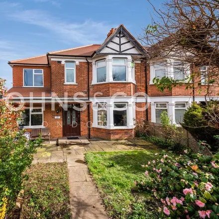 Rent this 5 bed house on Boston Manor Road in London, TW8 9LE
