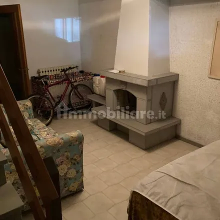 Image 7 - Pista ciclabile Viale Roma, 54100 Massa MS, Italy - Townhouse for rent