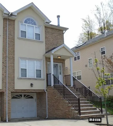 Image 1 - 20 Foothill Court, New York, NY 10309, USA - Townhouse for sale