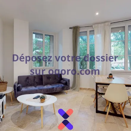 Rent this 3 bed apartment on 22 Boulevard Raspail in 84000 Avignon, France