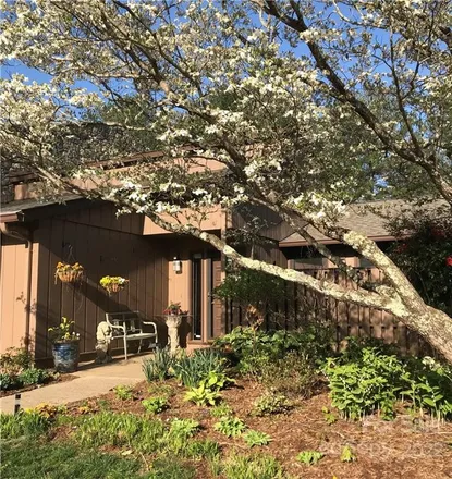 Buy this 3 bed condo on 450 Crowfields Drive in Valley Springs, Asheville