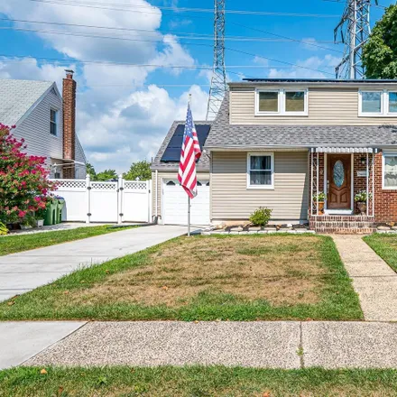 Buy this 3 bed house on 308 Hoover Avenue in Raritan Manor, Edison