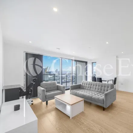 Rent this 3 bed apartment on Horizons Tower in 1 Yabsley Street, London