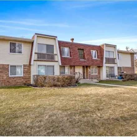 Buy this 2 bed condo on unnamed road in Woodridge, IL 60517