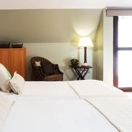 Rent this 2 bed apartment on Tenerife in Avenida del Arquitecto Gómez Cuesta, 38650 Los Cristianos